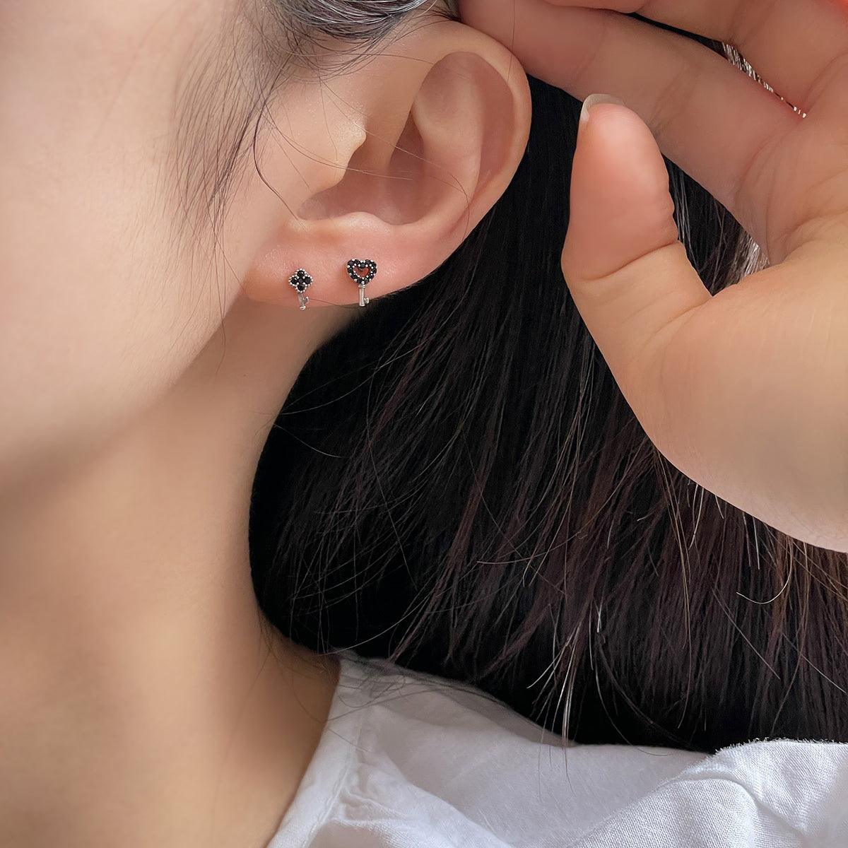 [925 Silver]ブラックキーピアス Piercing 10000won 