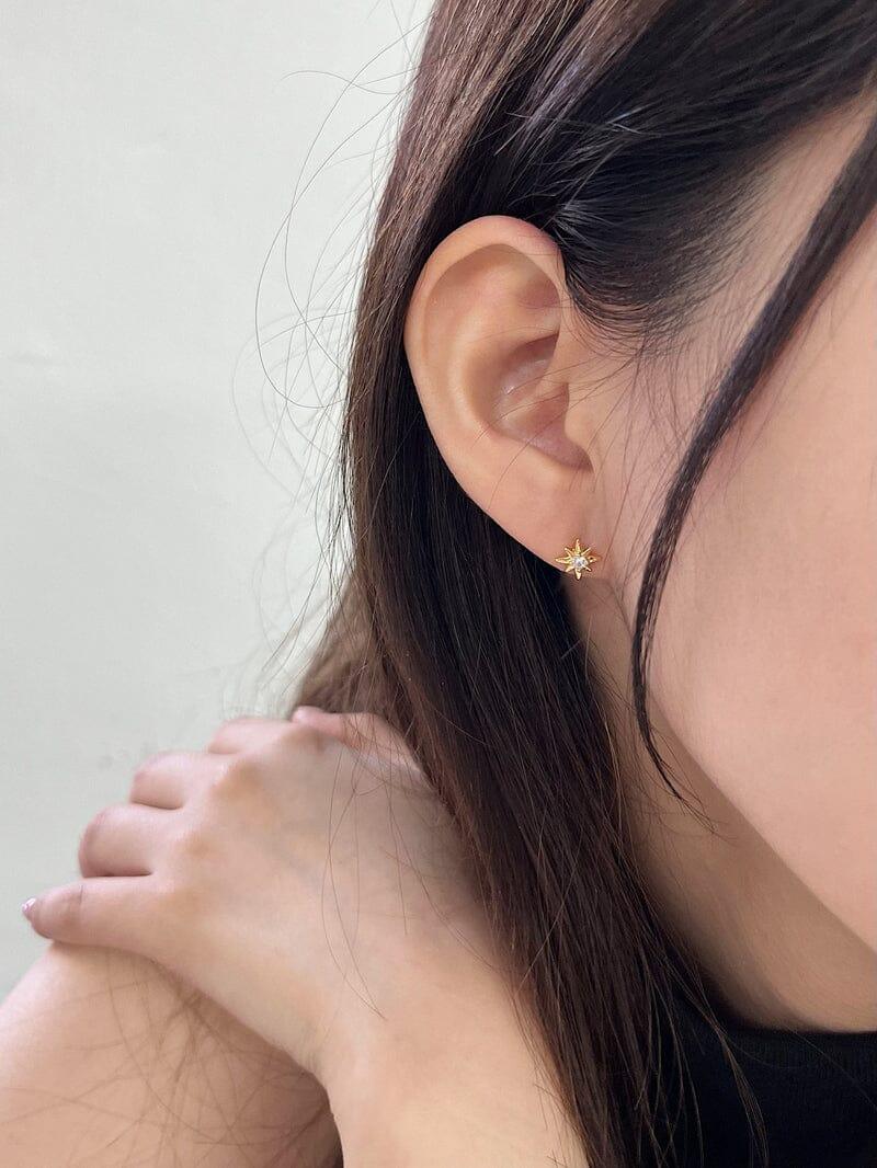 [925 Silver]グリーミング・スパークル・スター・ピアス Earrings younglong-seoul 