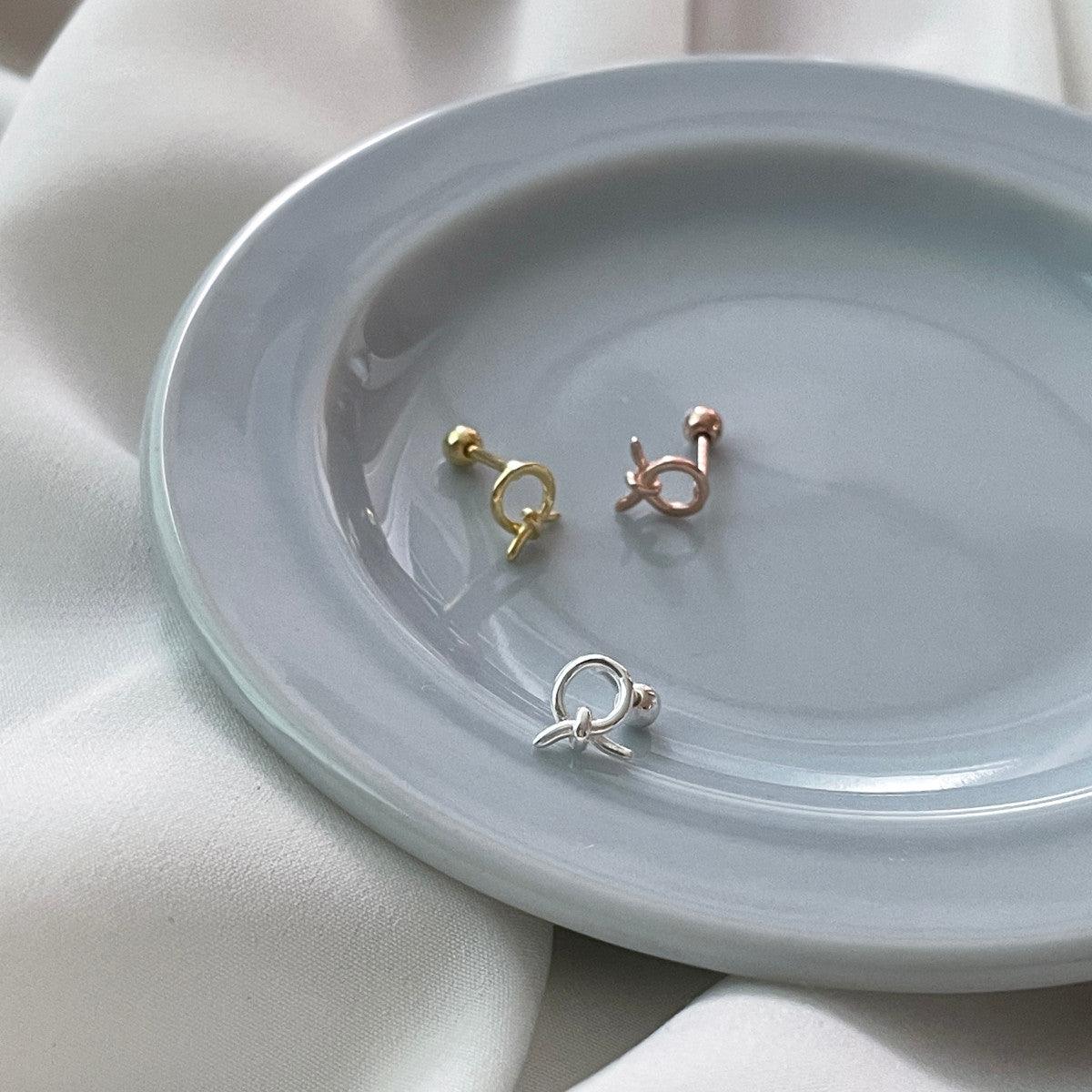 [925 Silver]結び目の薄いピアス Earrings 10000won 