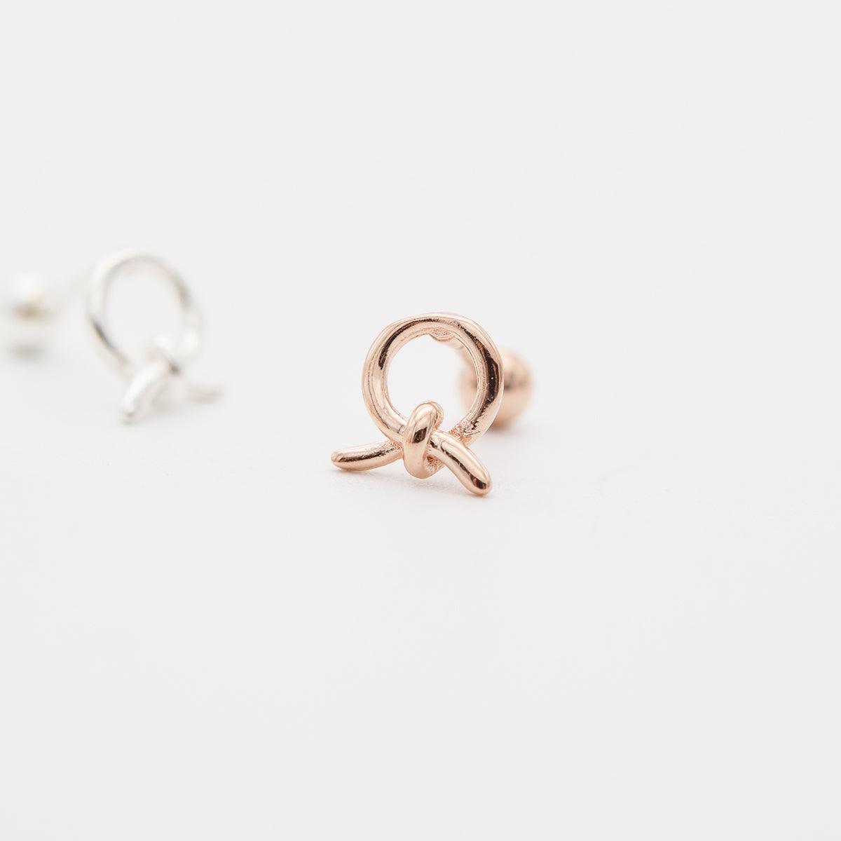 [925 Silver]結び目の薄いピアス Earrings 10000won 