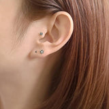 [925 Silver]カラー花ピアス Piercing 10000won 