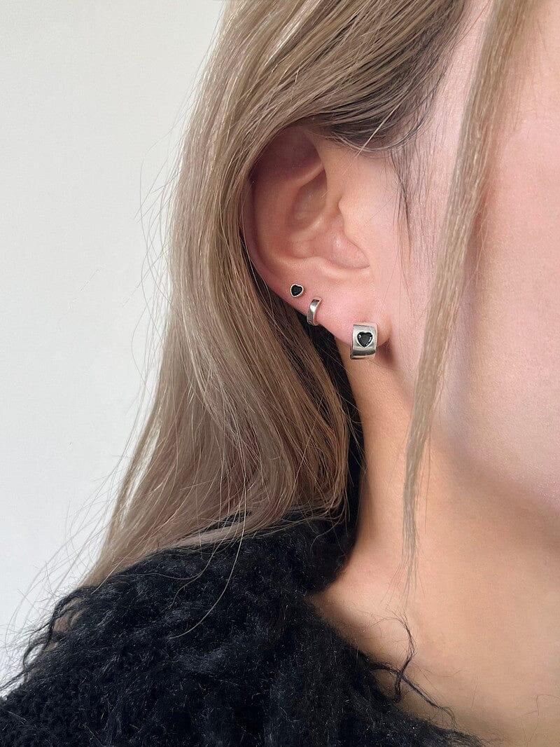 [925 Silver]キュービック・ハート・ワイド・ワンタッチリング・ピアス Earrings younglong-seoul 