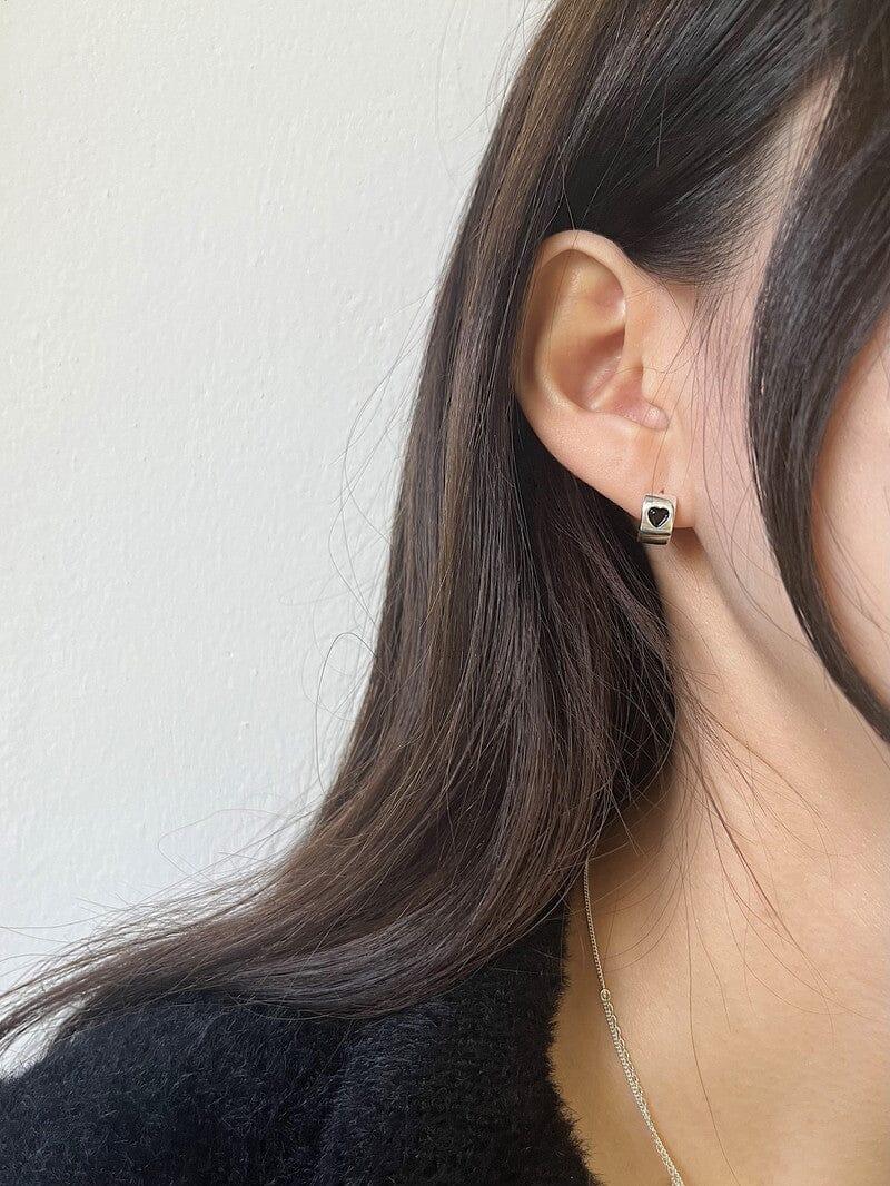 [925 Silver]キュービック・ハート・ワイド・ワンタッチリング・ピアス Earrings younglong-seoul 