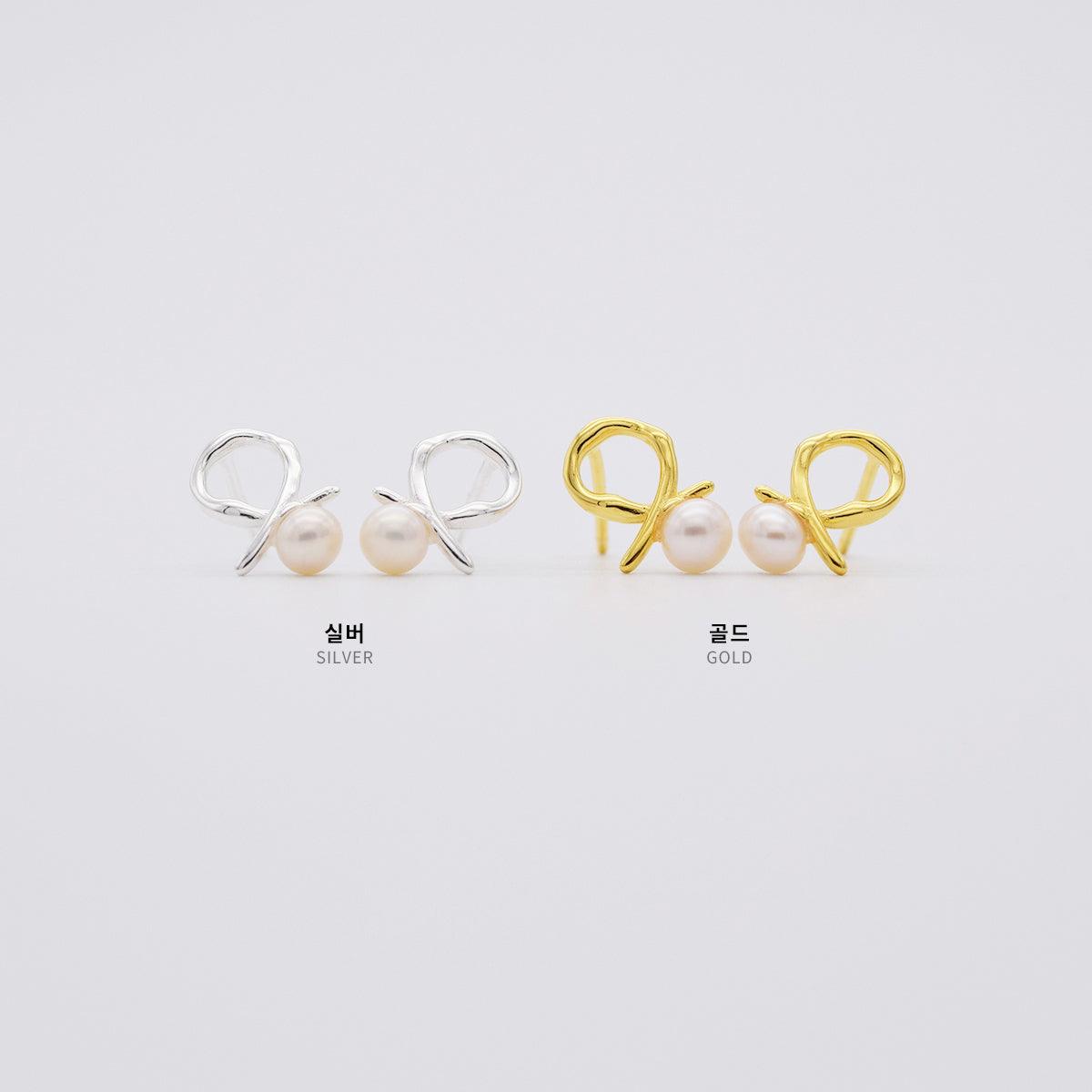 [925 Silver]ク淡水パールリボンピアス Earrings 10000won 