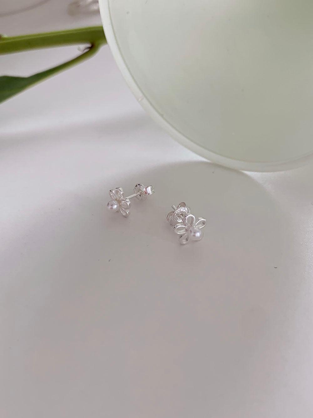 [925 Silver]パールデイジーピアス Earrings The Klang 