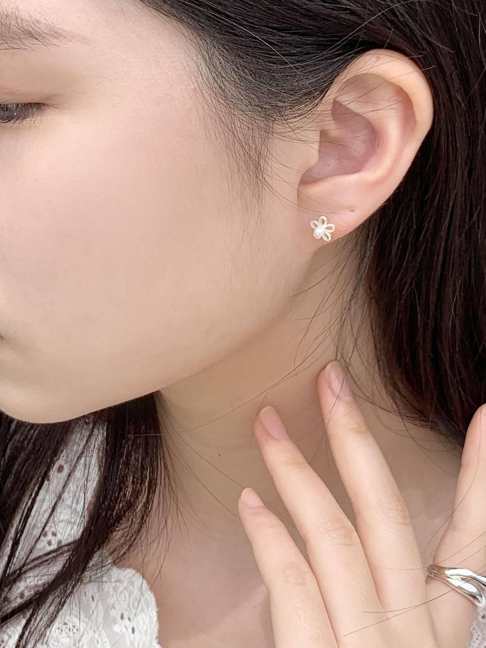 [925 Silver]パールデイジーピアス Earrings The Klang 