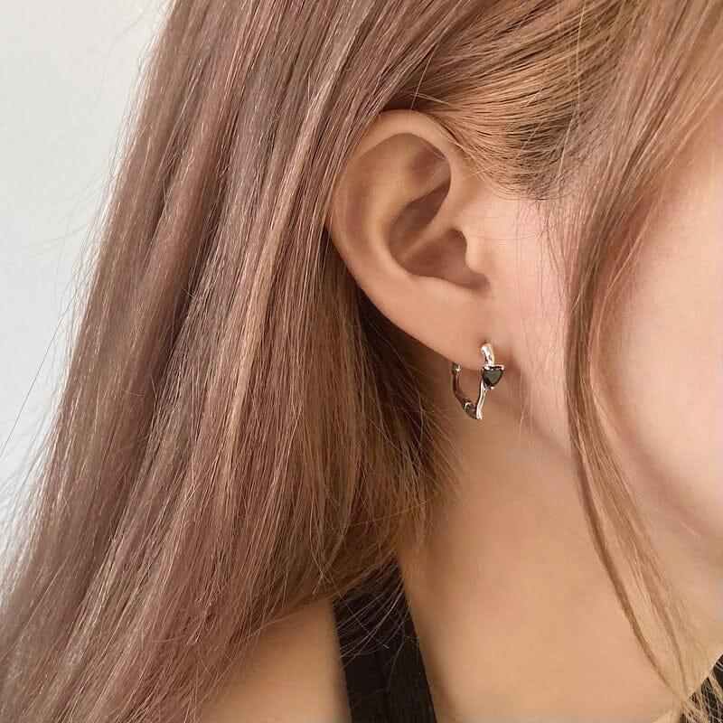 [925 Silver]ラフ ハート キュービック ワンタッチリング ピアス Earrings younglong-seoul 