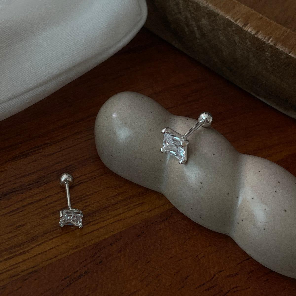 [925 Silver]四角キュービックピアス Earrings 10000won 