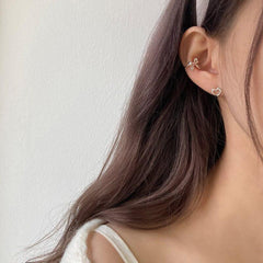[925 Silver]テクスチャ ライン ハート ピアス Earrings younglong-seoul 
