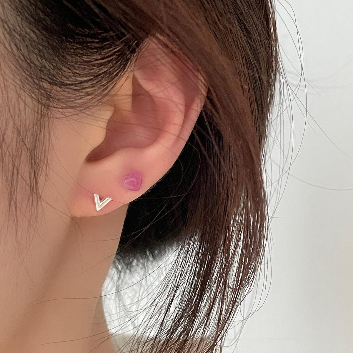 [925 Silver]Vブイピアス Earrings 10000won 