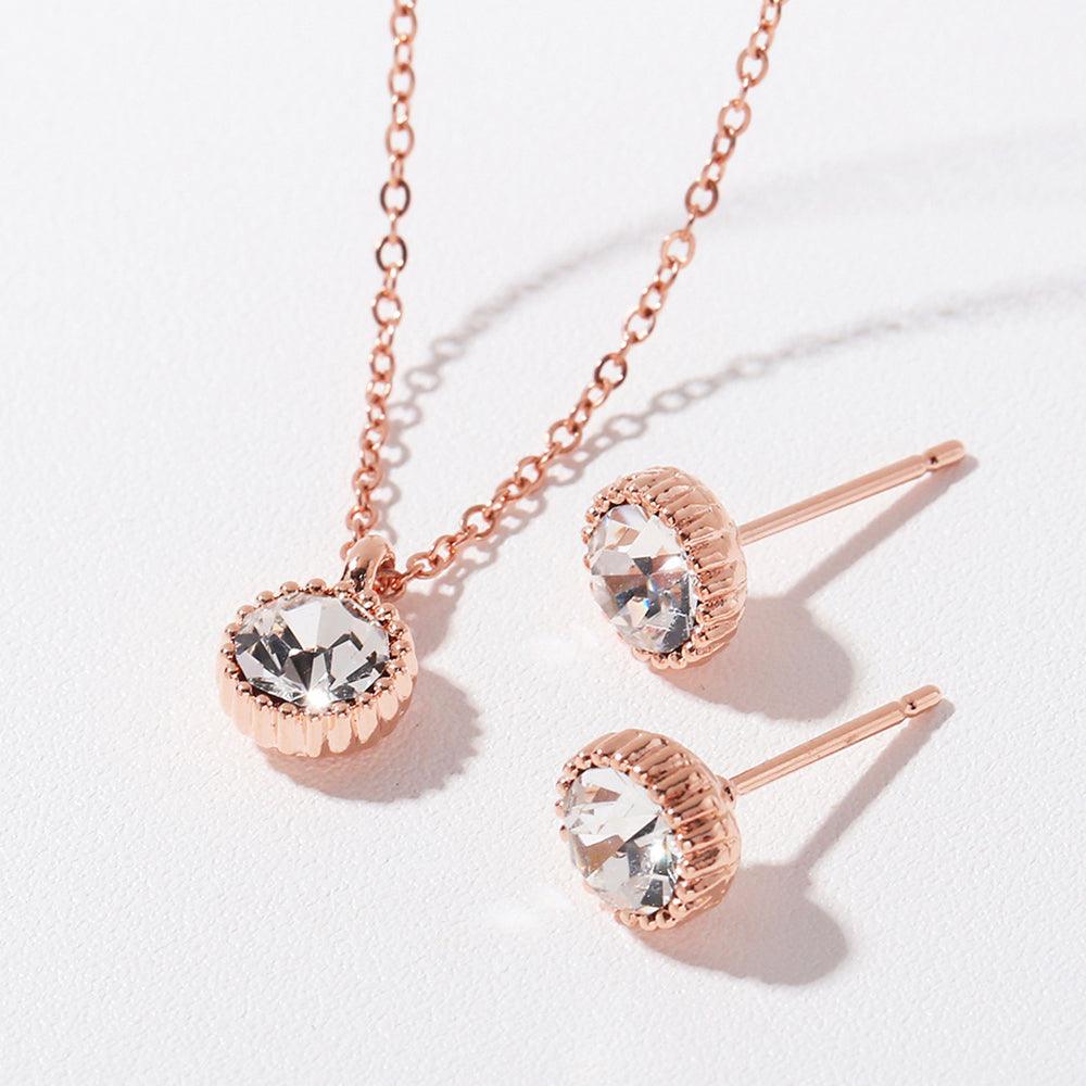 SWAROVSKI  ピアス・ネックレス SET