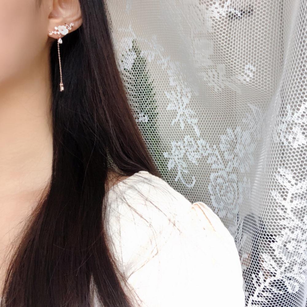 Fog flower earring (2 color) Earrings bling moon 