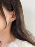 クロス・スパークル・ピアッシング Piercing younglong-seoul 