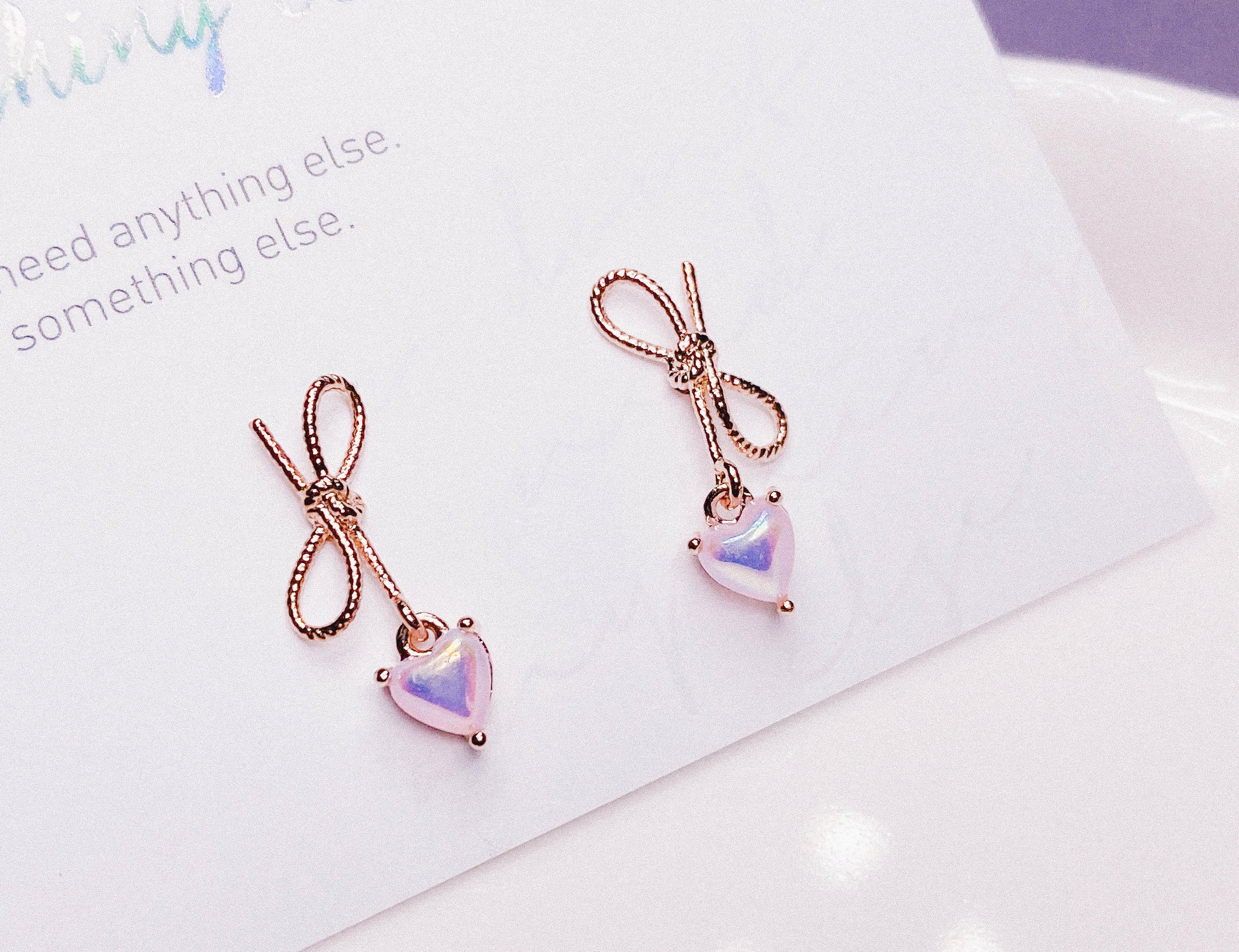 リボンココロハートピアス Earrings anything else 