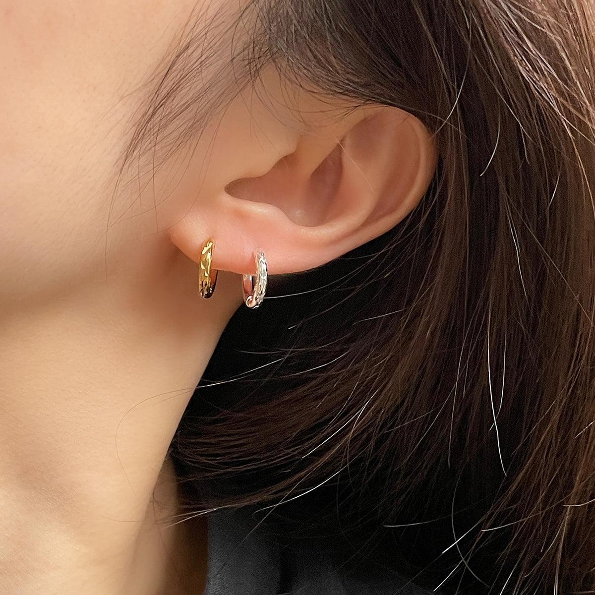 [サージカルスチール]Xカッティングピアス Earrings 10000won 