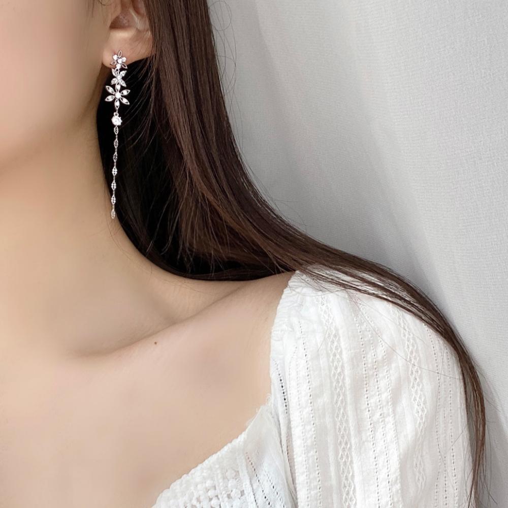 Selena ピアス Earrings bling moon 