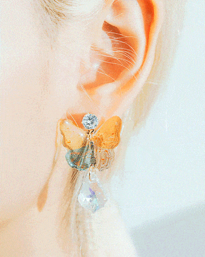 Sweep Butterfly ピアス Earrings soo&soo 