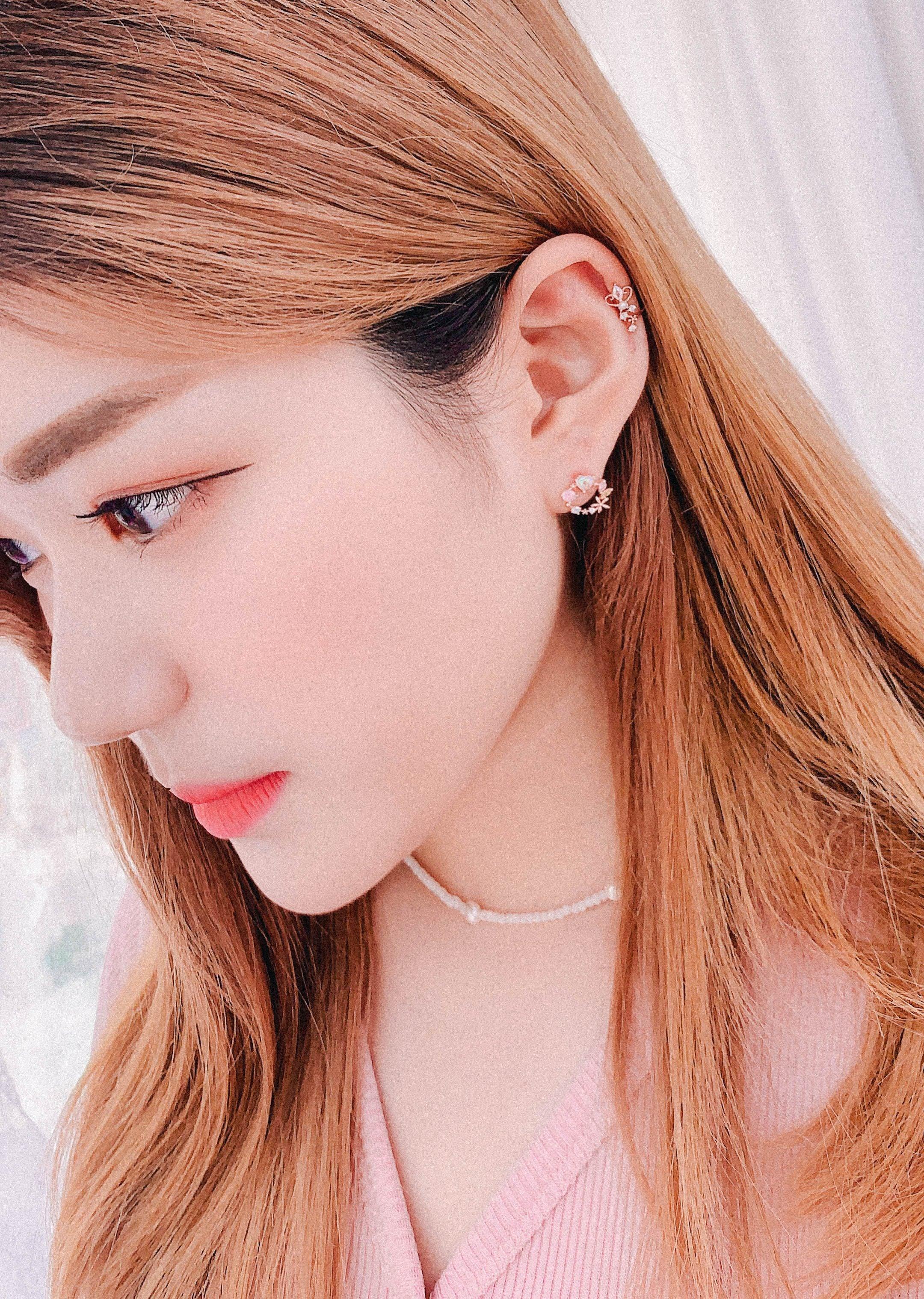 Tiffanyイヤーカフ 韓国アクセサリー、軟骨ピアス、 アイドルピアスの