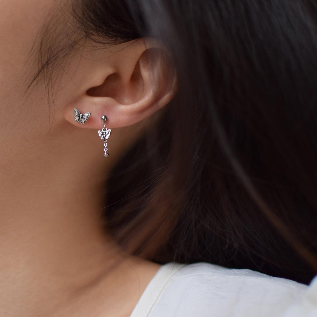 油絵チョウチェーンドロップピアッシング Piercing 10000won 